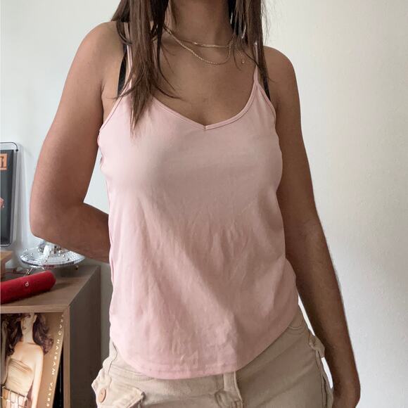 Pink Tank Top V-Neck‎ Sleeveless Casual Basic Everyday Top - Picture 3 of 8